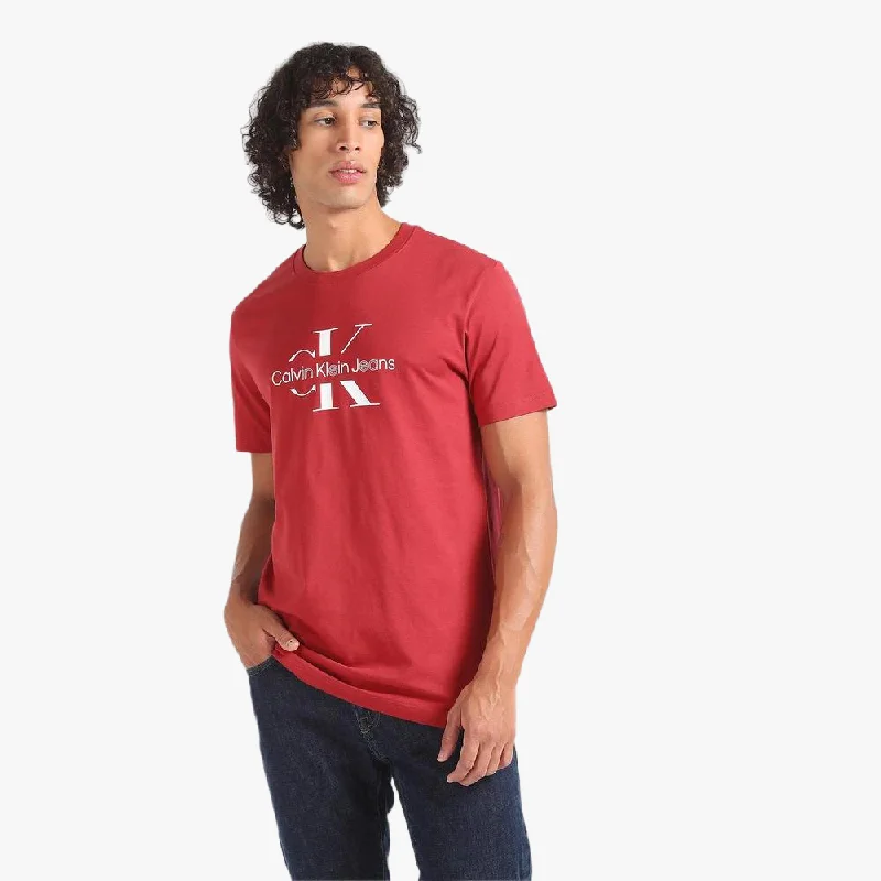 Calvin Klein Mens Disrupted Outline Monologo Tee Garnet