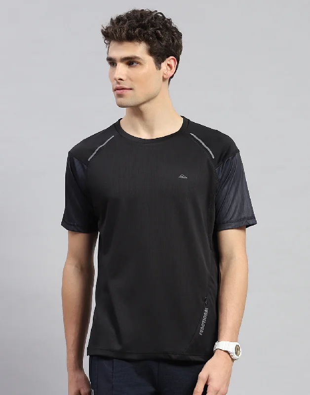 Men Black Solid Round Neck Half Sleeve T-Shirt