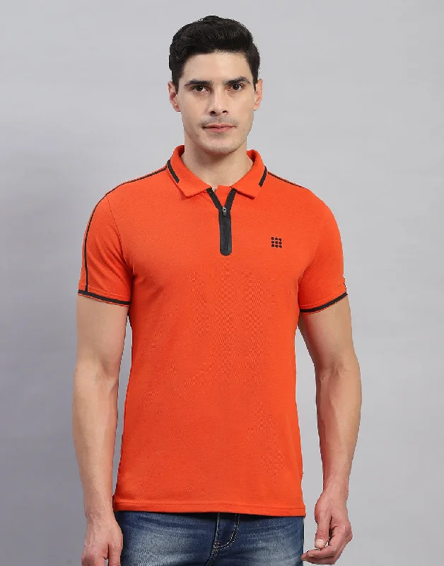 Men Rust Solid Collar Half Sleeve T-Shirt